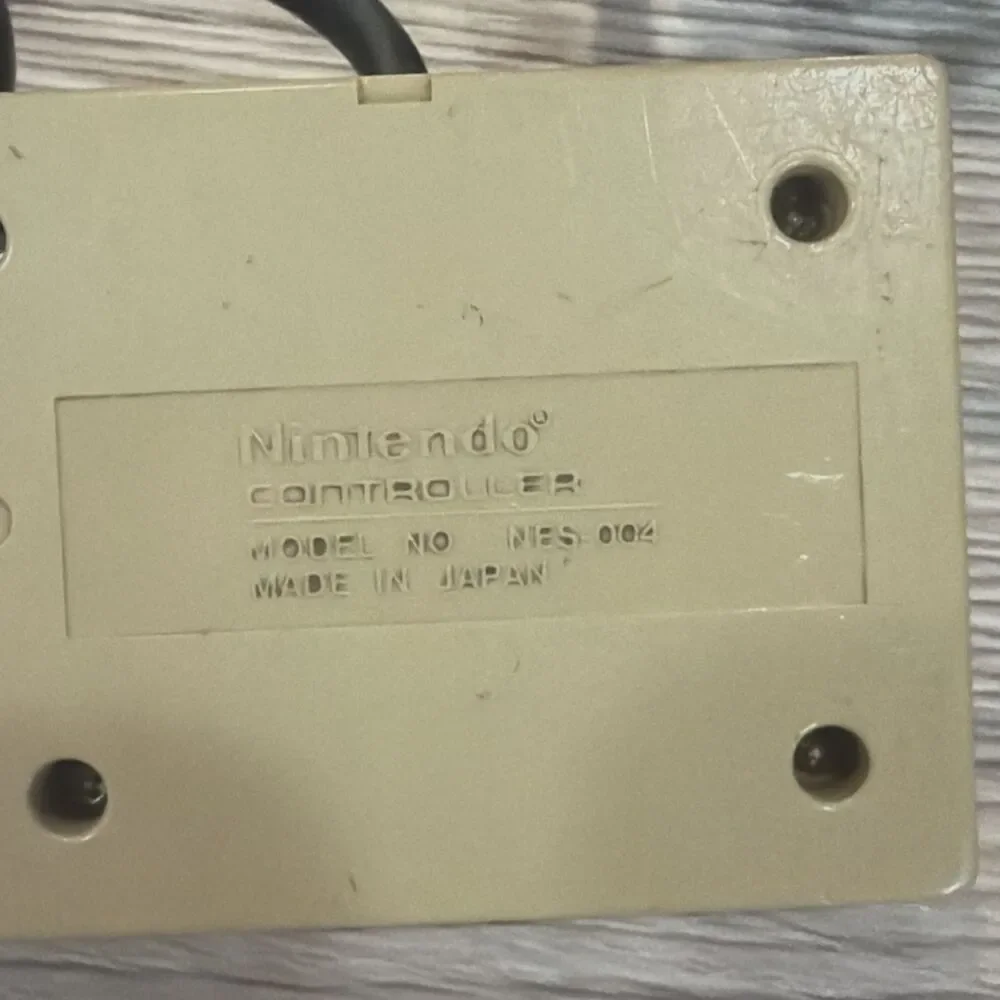 Nintendo NES Controller NES-004 Original OEM Wired Authentic